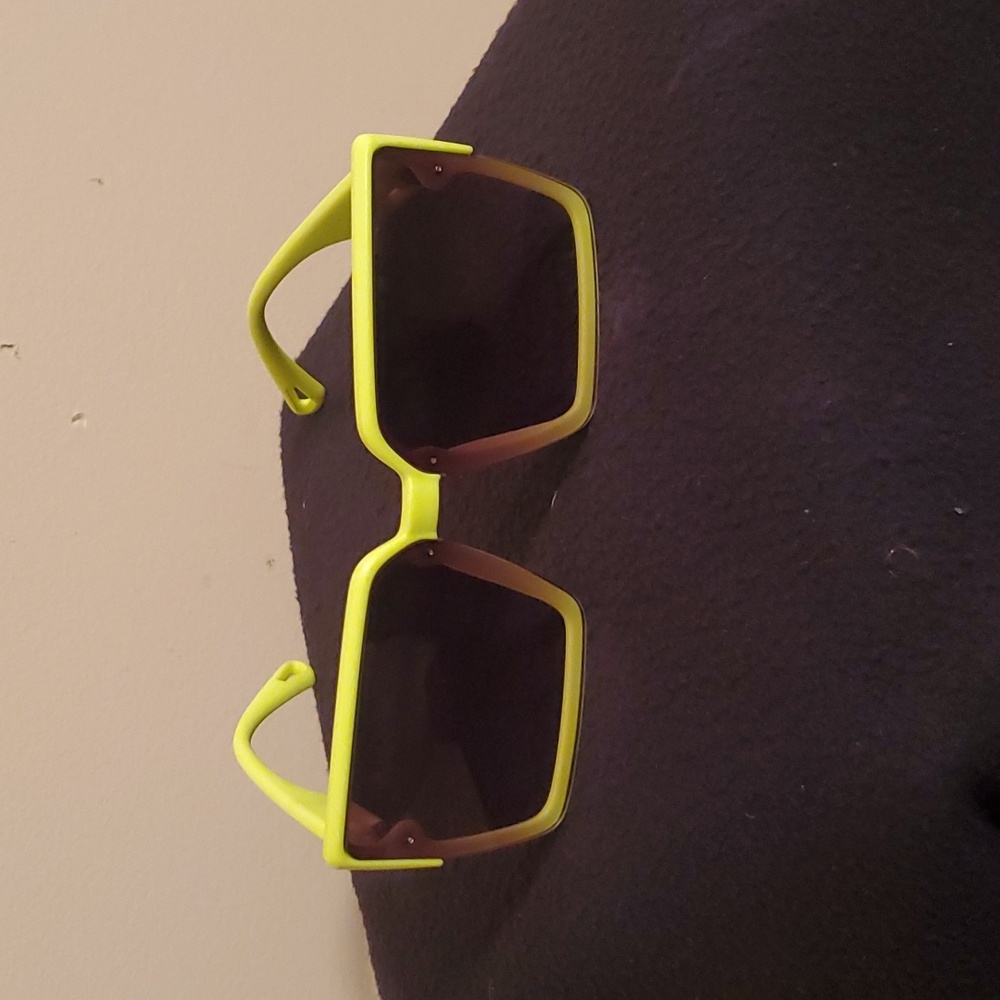 No Brand Lime Green Sunnies